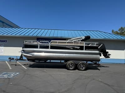 BOATZON | Ranger Boats 200F 2020