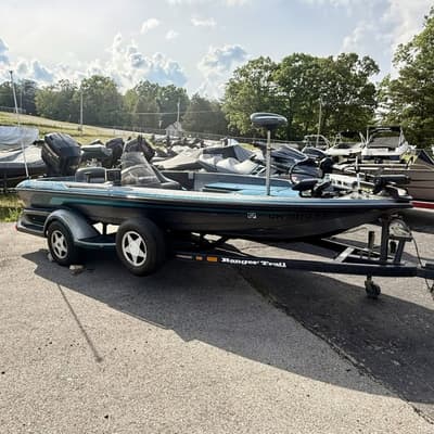 BOATZON | Ranger Boats 461 1997