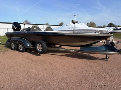 BOATZON | Ranger Boats 522 DVX  Handyman Special 2001