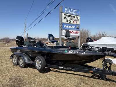 BOATZON | Ranger Boats Comanche 520VX 2002