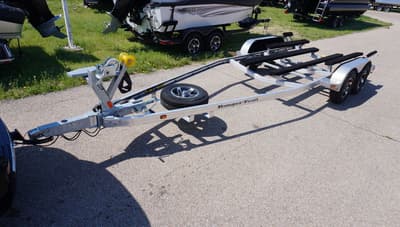 BOATZON | Ranger Boats RB200 Trailer 2024