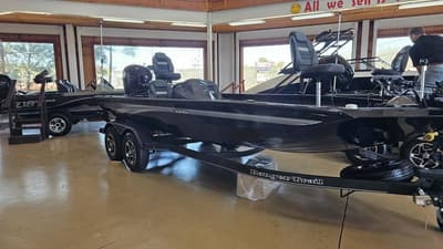 BOATZON | Ranger Boats RT198P 2026
