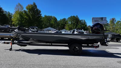 BOATZON | Ranger Boats RT198P 2027