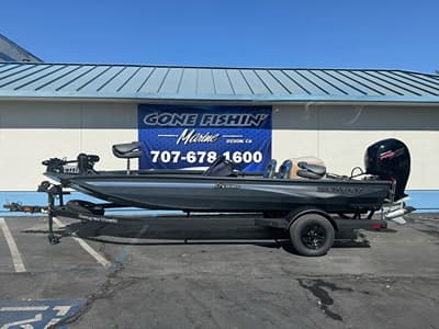 BOATZON | Ranger Boats RT198P 2027