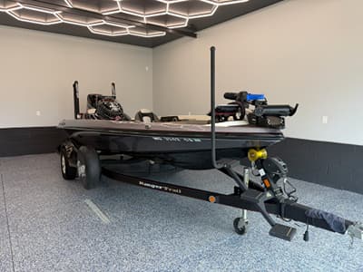 BOATZON | Ranger Boats Z118C 2015