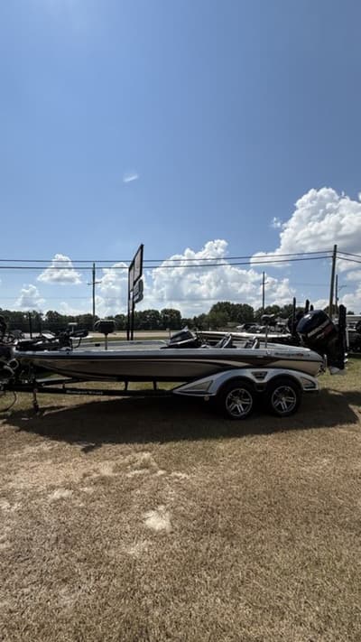 BOATZON | Ranger Boats Z520C 2018