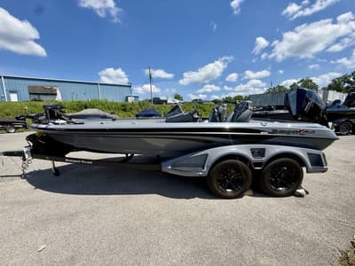 BOATZON | Ranger Boats Z520R CupEquipped 2026