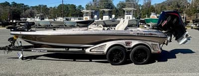 BOATZON | Ranger Boats Z520R Ultra Cup Equipped 2026