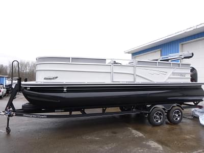 BOATZON | Ranger Reata 220C 2025