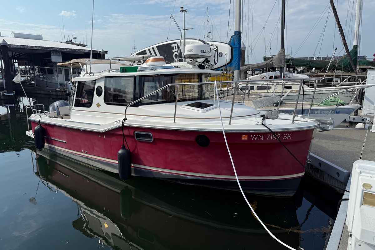 2017 Ranger Tugs R23 - Sold Boat