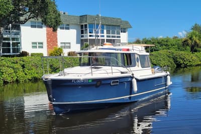BOATZON | Ranger Tugs R23 2020