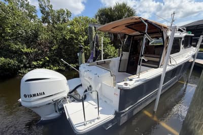 BOATZON | Ranger Tugs R27 2019