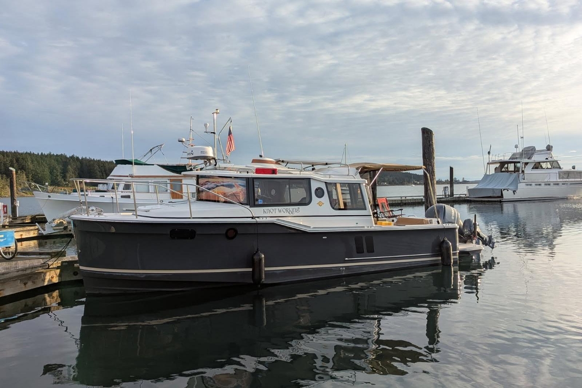 2020 Ranger Tugs R27 - Sold Boat