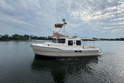 BOATZON | Ranger Tugs R31 CB 2022