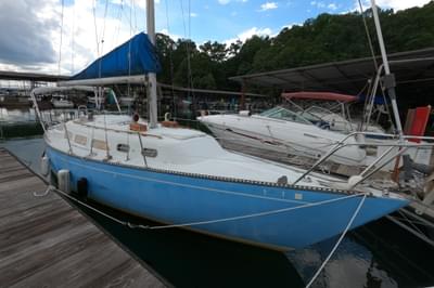BOATZON | Ranger Yachts 33 1976