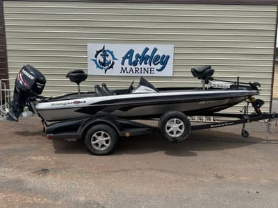 BOATZON | Ranger Z100 Series Z118150 E TEC 2013 BOATZON | Ranger Z100 Series Z118150 E TEC 2013