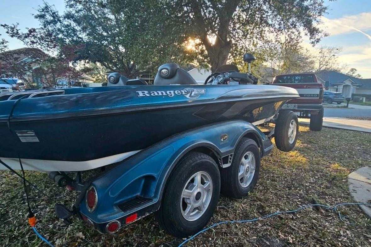 2008 Ranger Z520 Comanche - Sold Boat