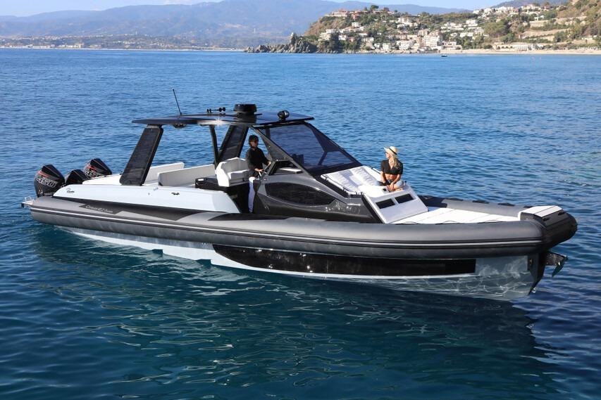 2026 Ranieri Cayman 450 Executive - Sold Boat