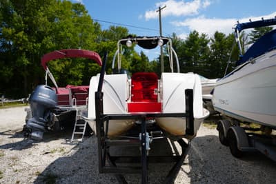BOATZON | Razor Caravelle Razor 237 UR 2017