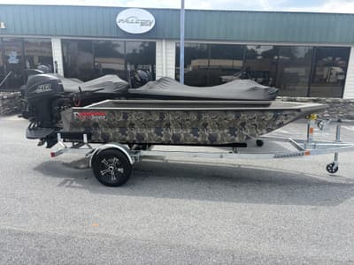 BOATZON | Reaper Boats 550 FREEDOM ENGINE 40HP AND TRAILER 2026