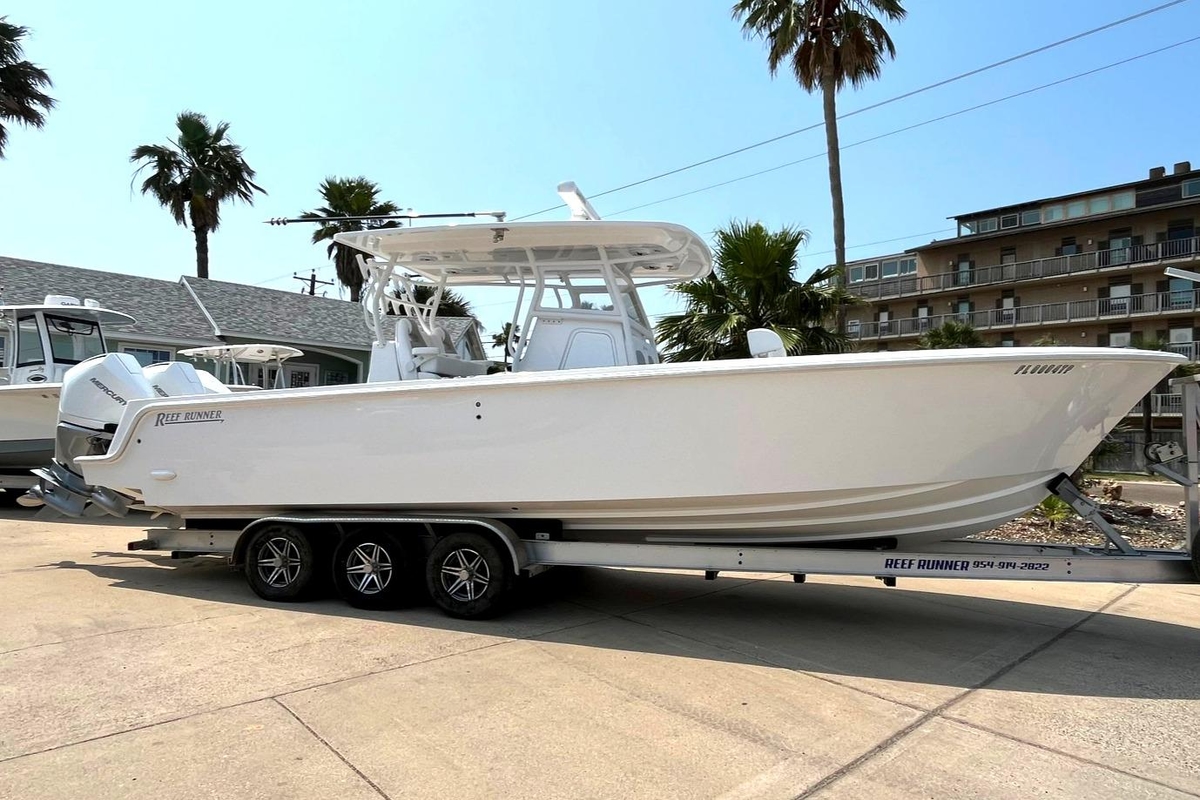 2024 Reef Runner 340 - Sold Boat
