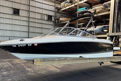 BOATZON | Regal 1900 ES Bowrider 2014 BOATZON | Regal 1900 ES Bowrider 2014