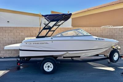 BOATZON | Regal 1900 ES Bowrider 2020 BOATZON | Regal 1900 ES Bowrider 2020