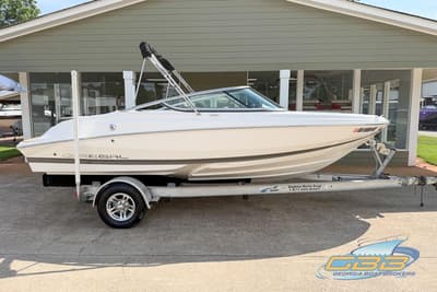 BOATZON | Regal 2000 ES Bowrider 2015