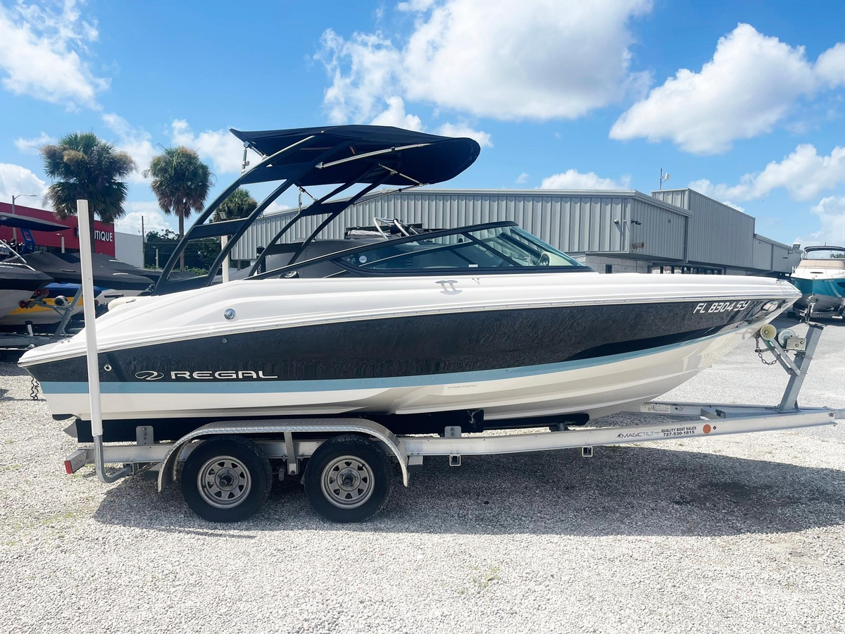 2021 Regal 2000 ES Bowrider - Sold Boat