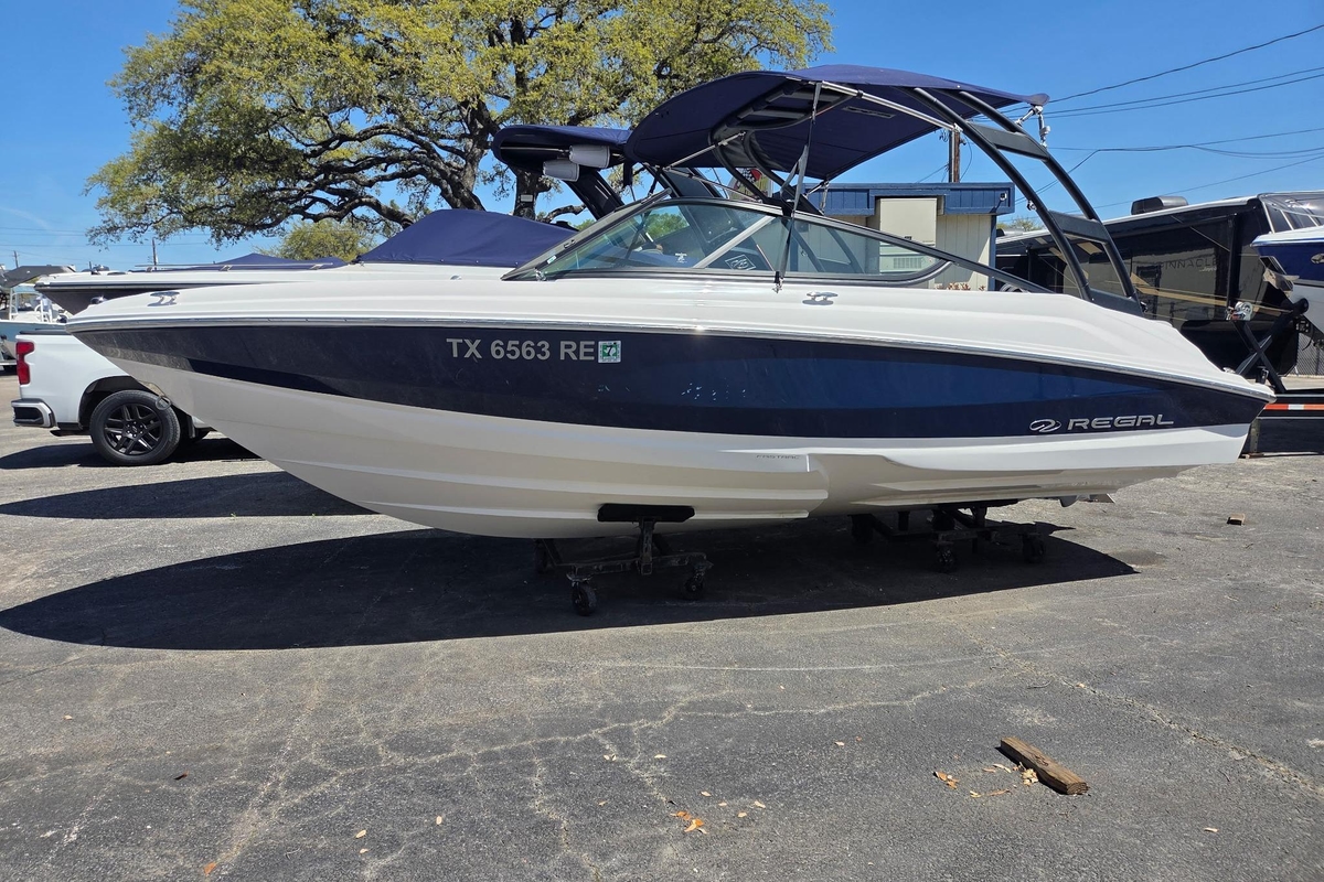 2022 Regal 2000 ES Bowrider - Sold Boat