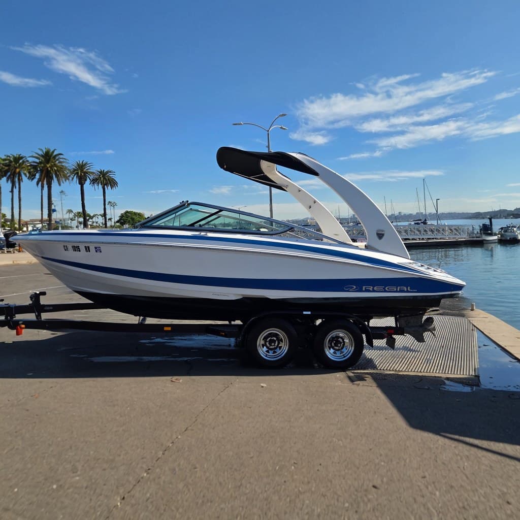 Regal 2100 Bowrider 2013