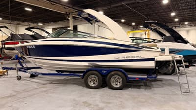 BOATZON | Regal 2300 2011