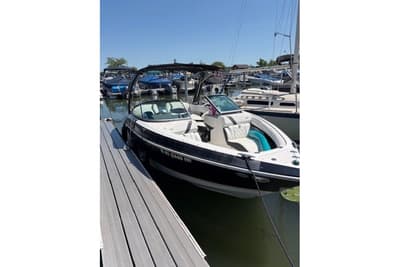 BOATZON | Regal 2300 Bowrider 2018