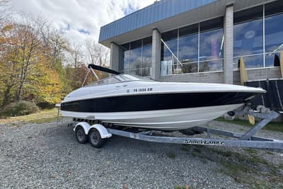 BOATZON | Regal 2400 Bowrider 2002