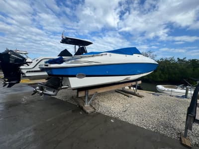 BOATZON | Regal 2520 FasDeck 2008