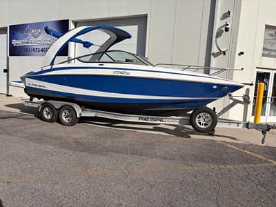 BOATZON | Regal 2550 2012