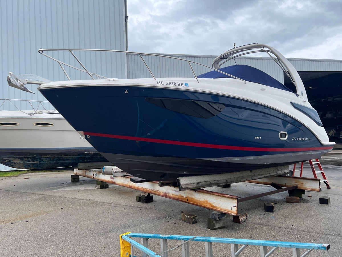 2018 Regal 26 Express - Sold Boat