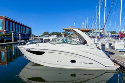 BOATZON | Regal 26 Express 2020