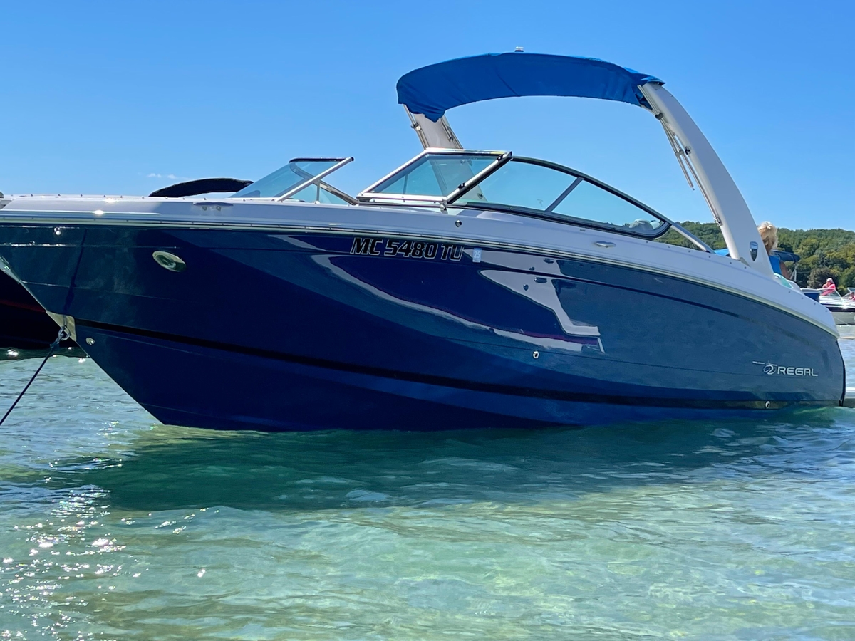 2018 Regal 26 FasDeck - Sold Boat