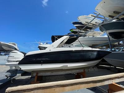 BOATZON | Regal 260BX 2021