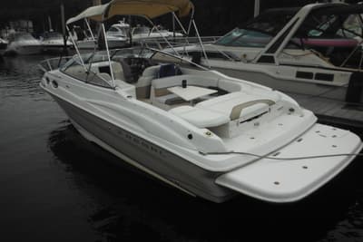 BOATZON | Regal 2650 LSC 2004