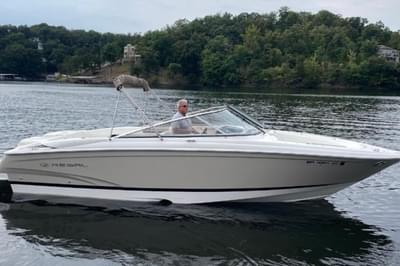 BOATZON | Regal 2700 Bowrider 2008