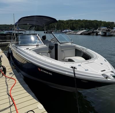 BOATZON | Regal 2700 ES Bowrider 2012