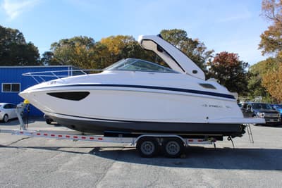 BOATZON | Regal 28 Express 2019