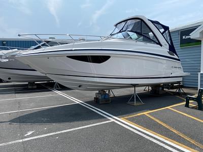 BOATZON | Regal 28 Express 2026