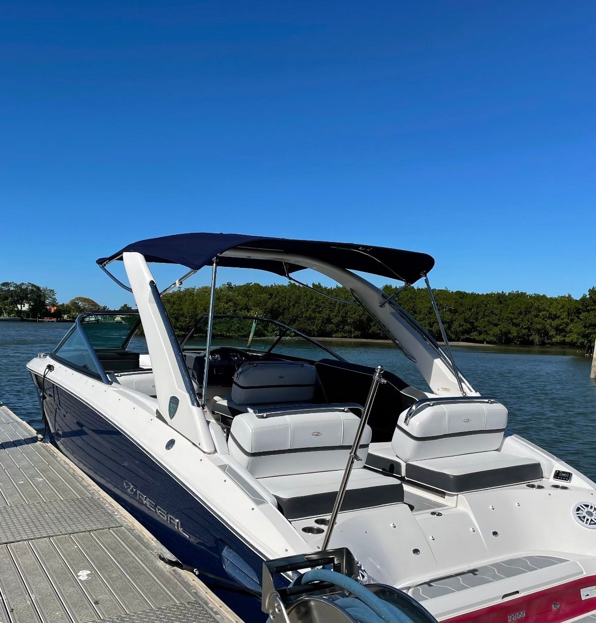 2015 Regal 2800 Bowrider - Sold Boat