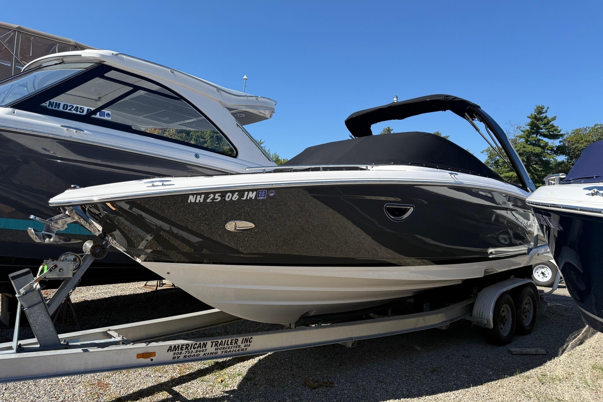 2018 Regal 2800 Bowrider - Sold Boat