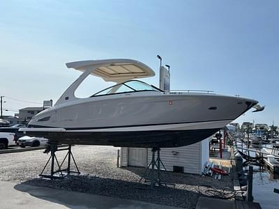 BOATZON | Regal 2800 Bowrider 2020 BOATZON | Regal 2800 Bowrider 2020