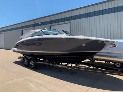 BOATZON | Regal 2800 Bowrider 2022