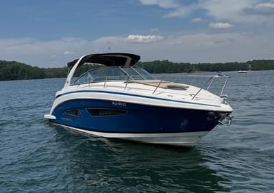 BOATZON | Regal 32 Express 2014